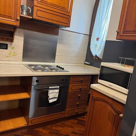 Ampio Monolocale Apartmán *
